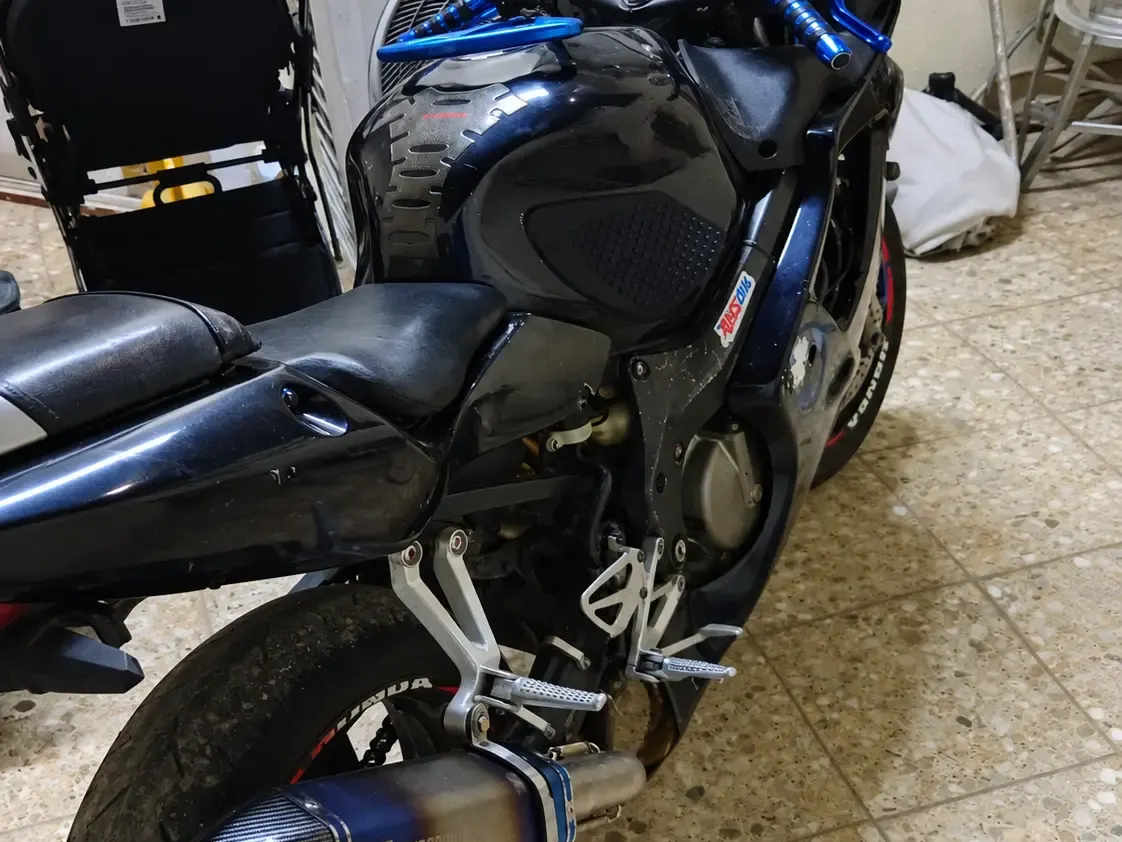 هۆندا سی بی ئار 600F4i (CBR600F4i) 2