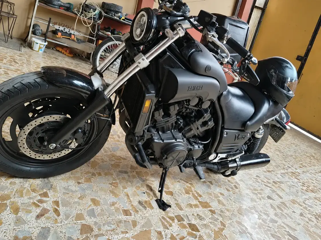 ياماها VMAX 1200 (VMX1200) 3