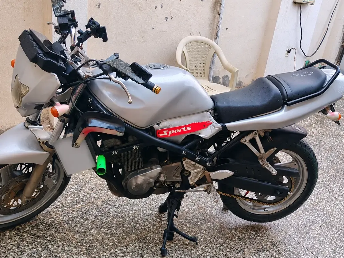 سوزوكي باندت 400 (باندا) 3