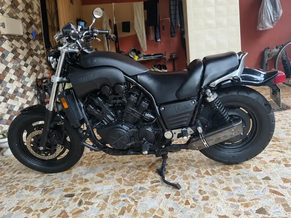ياماها VMAX 1200 (VMX1200) 1