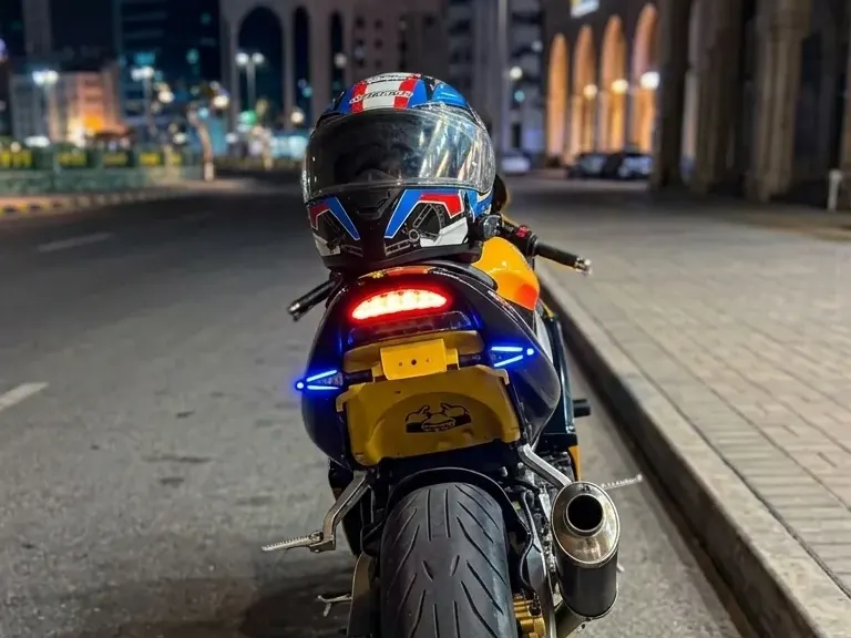 هوندا CBR 954RR (فايربليد SC50) 9