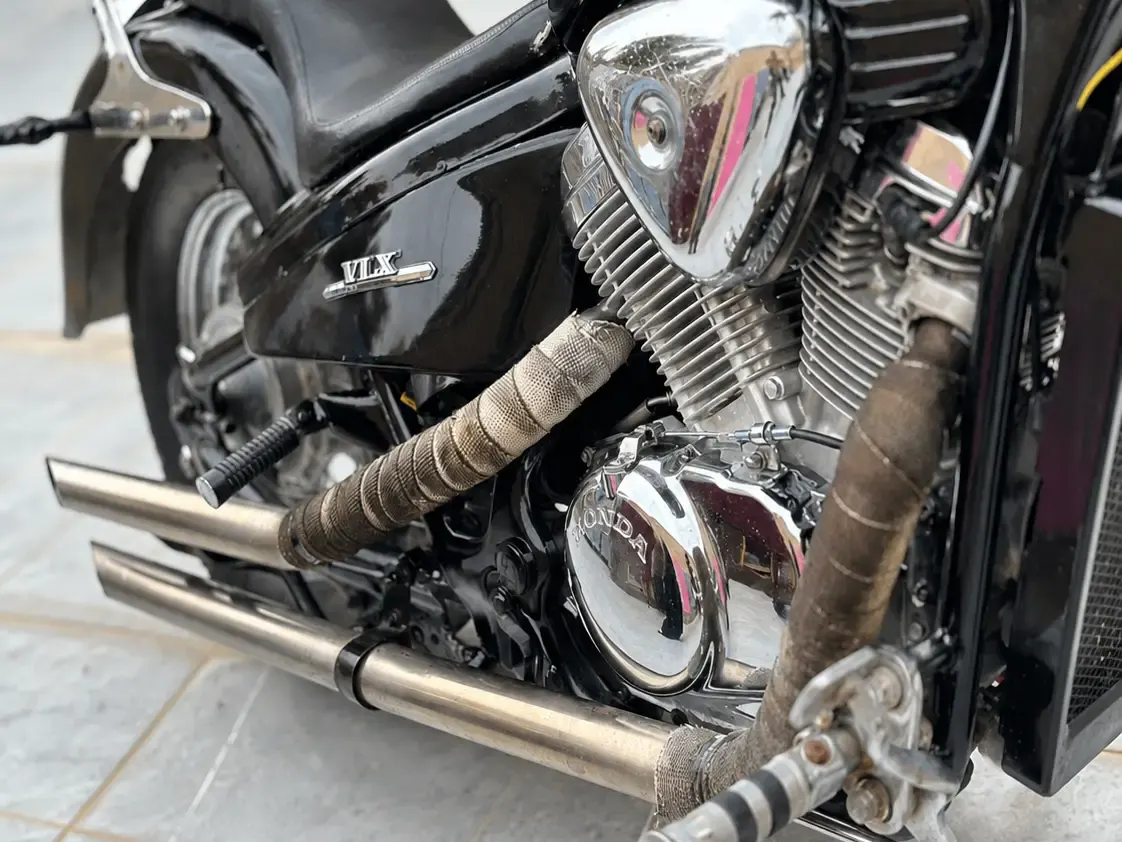 هۆندا Steed VT400 2