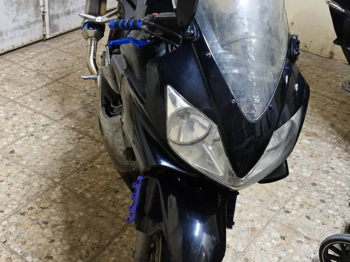 هۆندا سی بی ئار 600F4i (CBR600F4i) 4