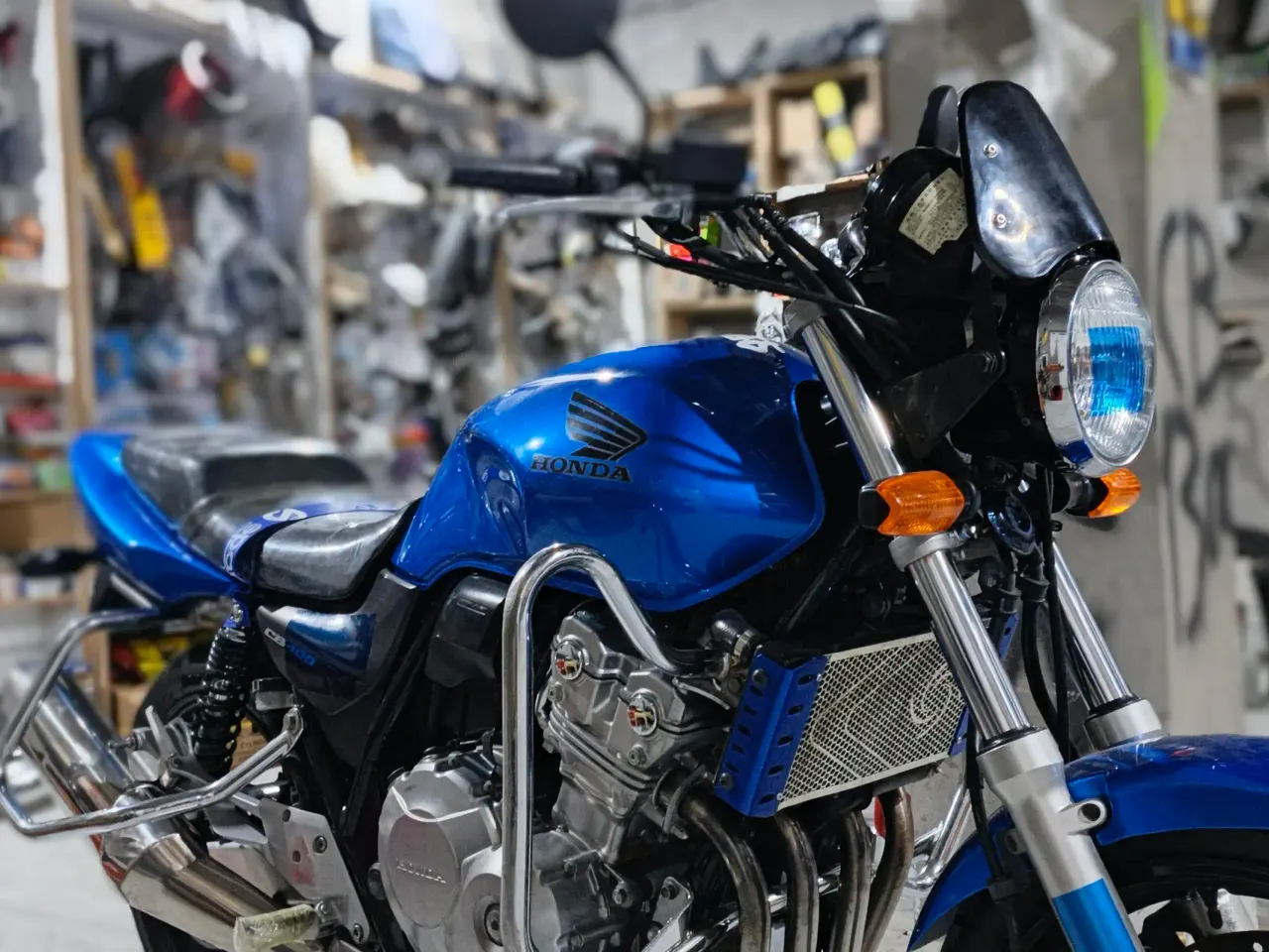 هوندا CB 400 سوبر فور هايبر VTEC (NC39) 2