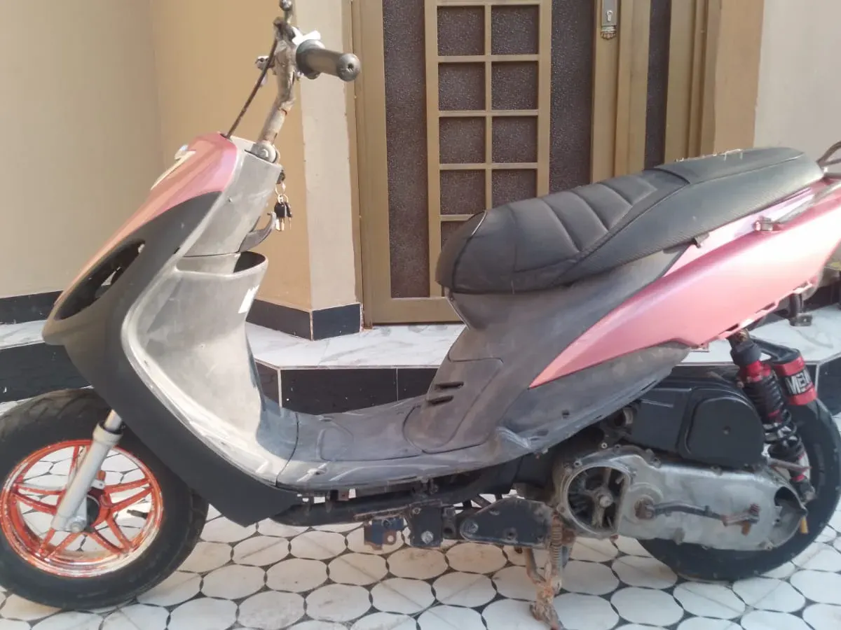 Yamaha SV-MAX 125 (ماكس قجمة) 2