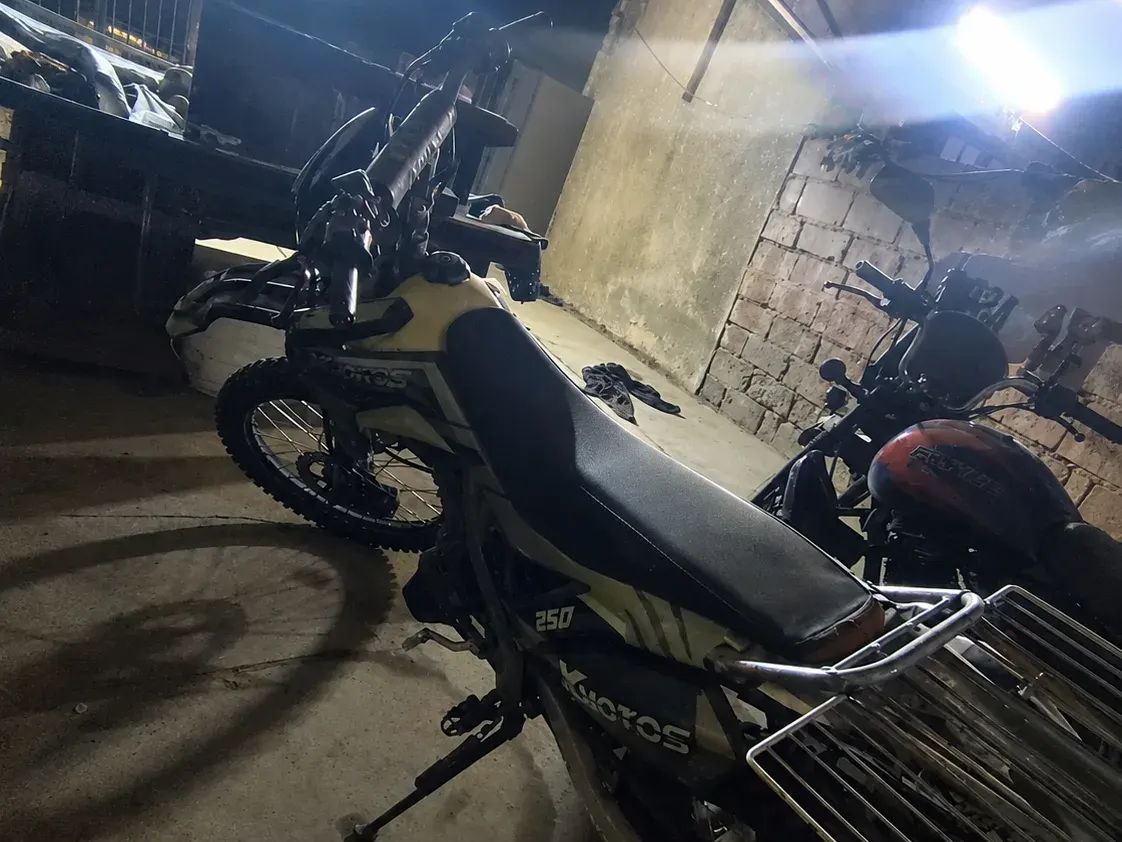 XMOTOS XB 250 4