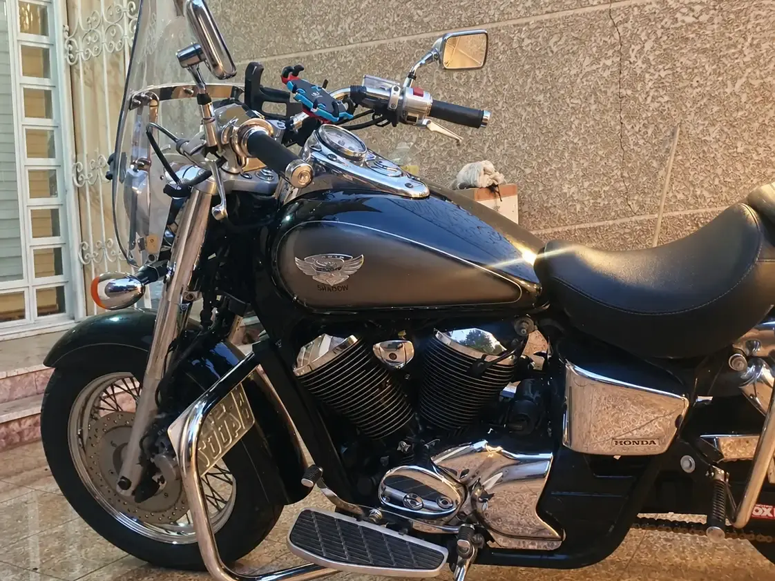 هوندا شادو VT400 3