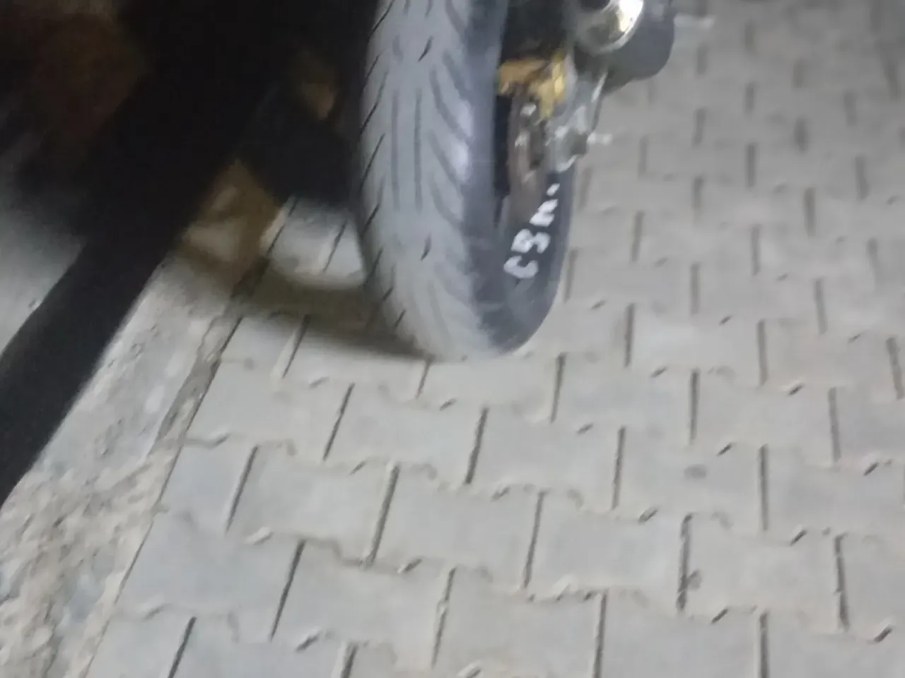 هوندا CBR 954RR (فايربليد SC50) 8