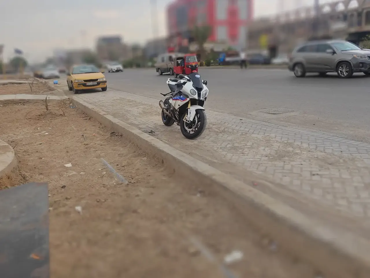 بي إم دبليو إس 1000 آر آر Standard 2