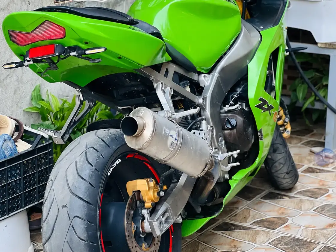 Kawasaki Ninja ZX-6R 636 FI (05-06) (Ninja 636) 6