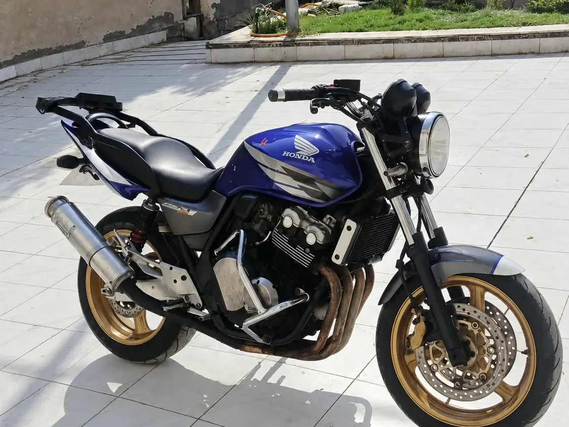 هۆندا سی بی 400 Super Four Hyper VTEC (NC39) 1