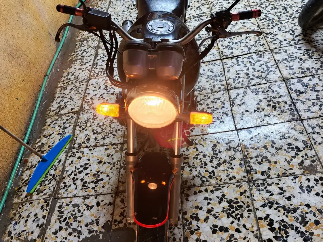 هۆندا سی بی 400 Super Four (NC31) 9