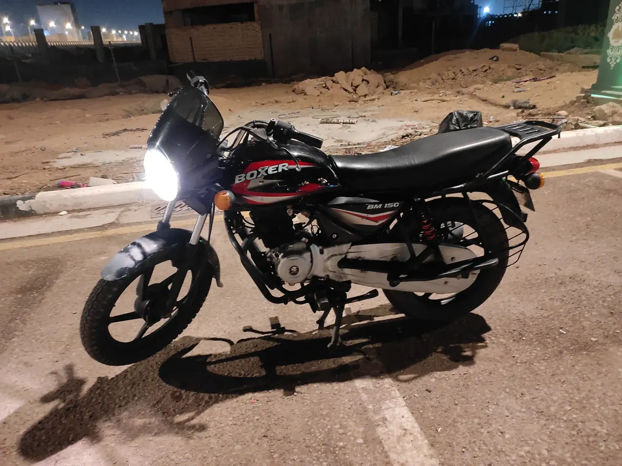 Bajaj Boxer 150 2