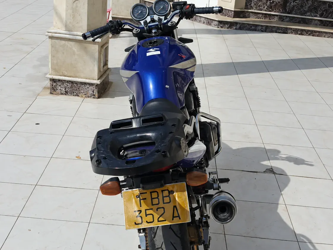 هۆندا سی بی 400 Super Four Hyper VTEC (NC39) 4