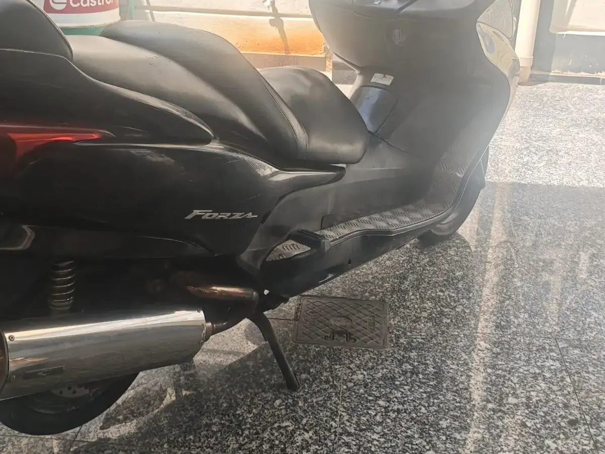 هوندا فورزا 250 8