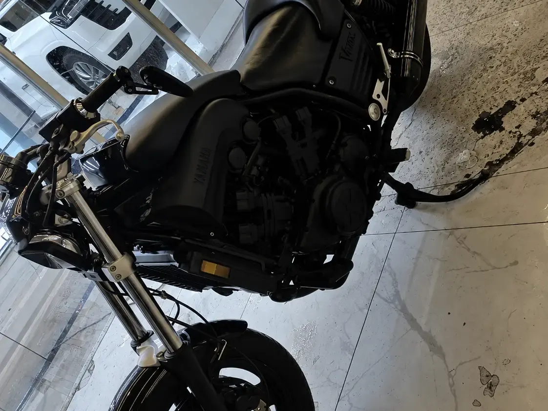 ياماها VMAX 1200 (VMX1200) 7