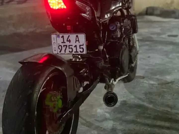 هوندا CB 400 سوبر فور ريفو (NC42) 6