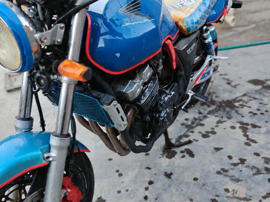 هوندا CB 400 سوبر فور هايبر VTEC (NC39) 2