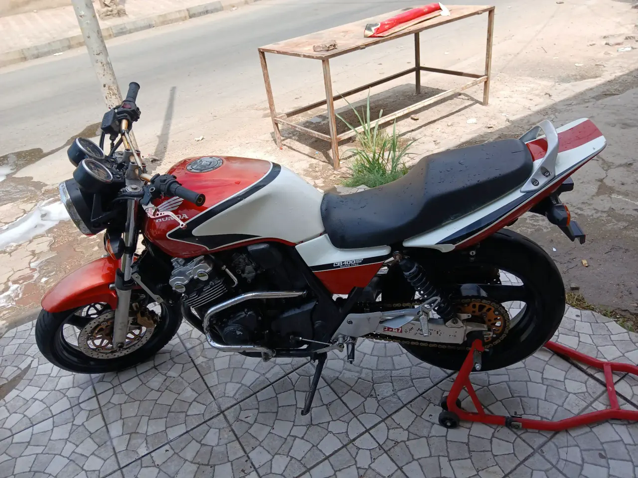 هوندا CB 400 سوبر فور (NC31) 5