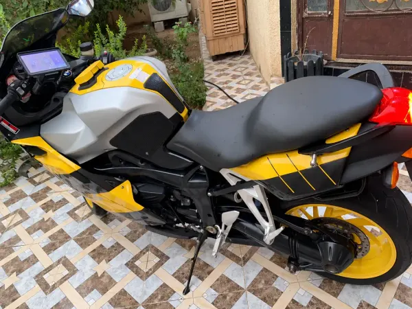 بي إم دبليو K1200 S