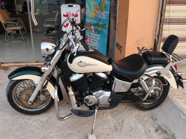 هوندا شادو VT400